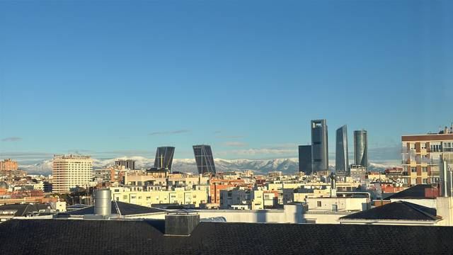 Piso en Venta en Calle del Príncipe de Vergara, 203 en El Viso