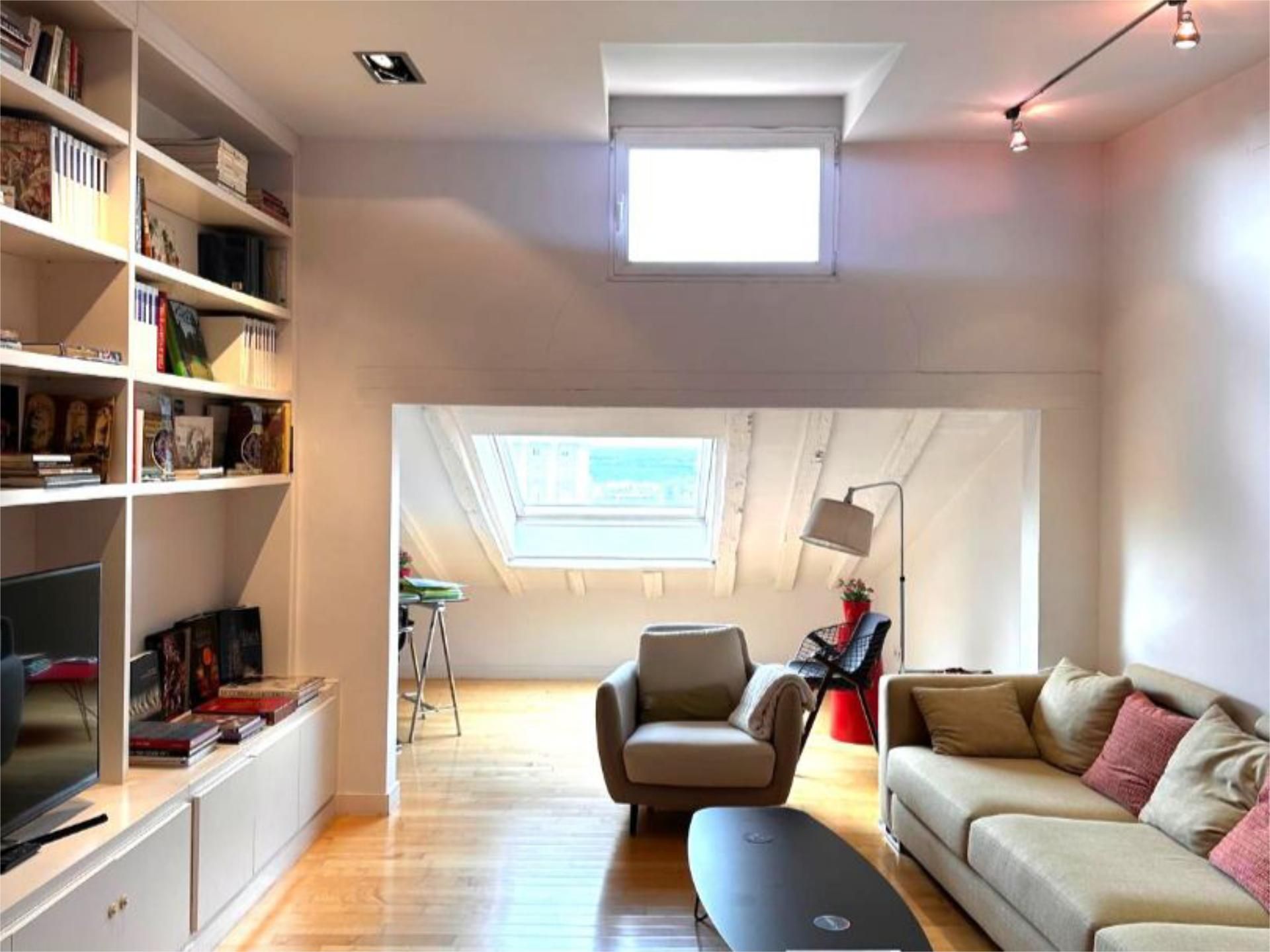 Living room of Flat for sale in  Madrid Capital  with Air Conditioner