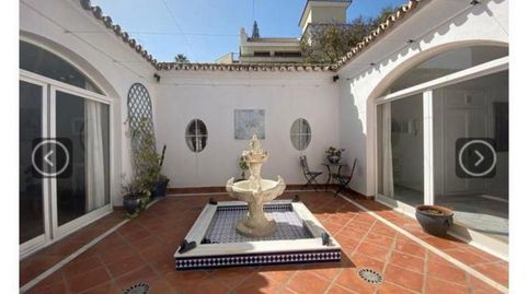 Foto 2 de Casa adosada en venda a Paraiso - Barronal, Estepona
