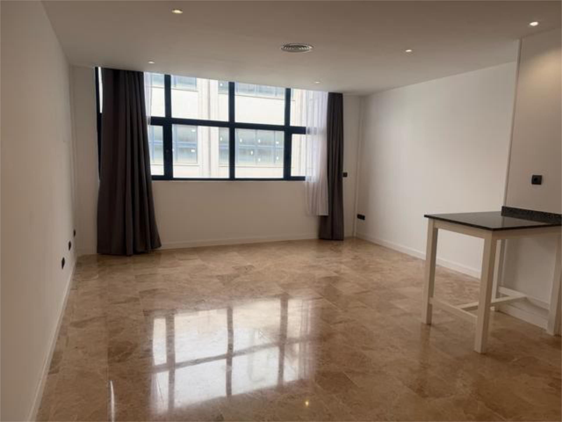 Sala d'estar de Oficina de lloguer en Antequera amb Aire condicionat