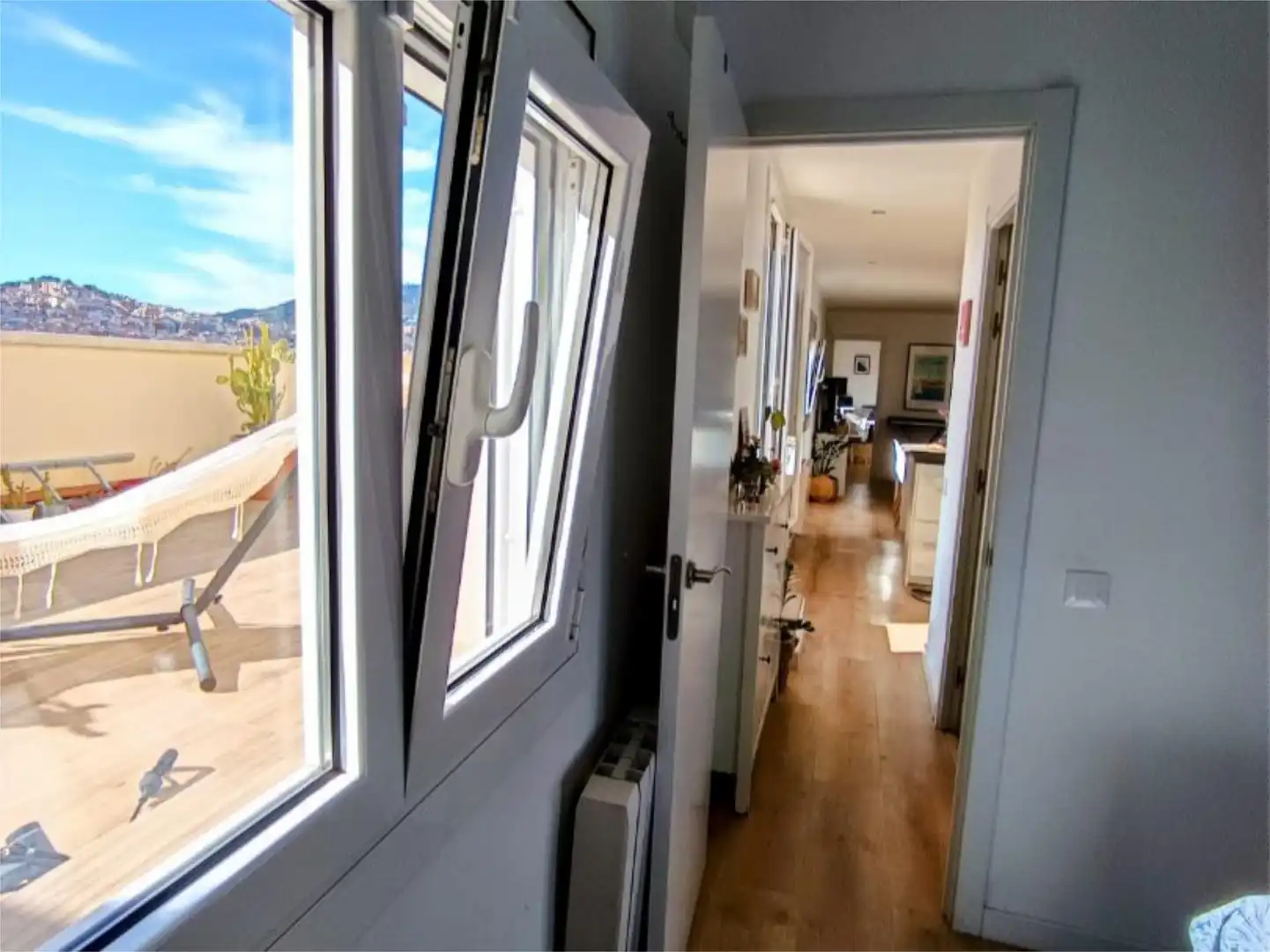 Wohnung zum Verkauf in Carrer de la Vall d'Ordesa, 15, El Turó de la Peira Wohnung zum Verkauf in Barcelona mit Klimaanlage, Heizung und Parkett