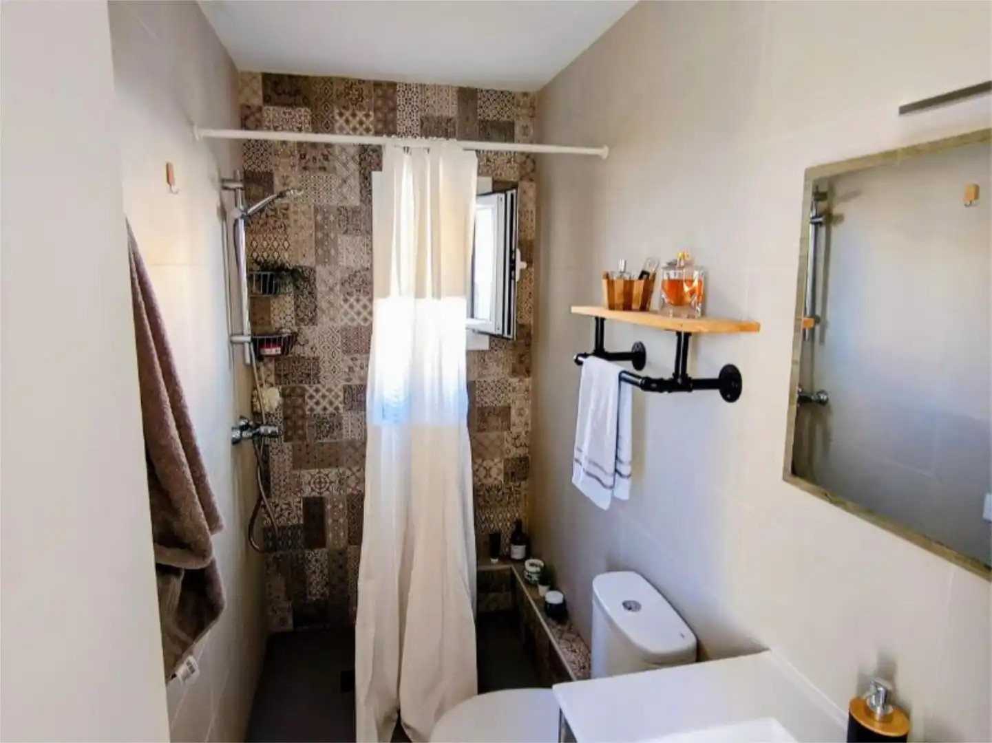 Wohnung zum Verkauf in Carrer de la Vall d'Ordesa, 15, El Turó de la Peira Badezimmer von Wohnung zum Verkauf in Barcelona mit Klimaanlage, Heizung und Parkett