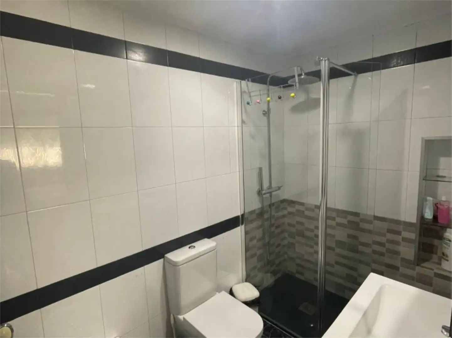 Piso en venta en Estrada de Catabois, 265, A Malata - Catabois - Ciudad Jardín Baño de Piso en venta en Ferrol con Calefacción, Parquet y Trastero