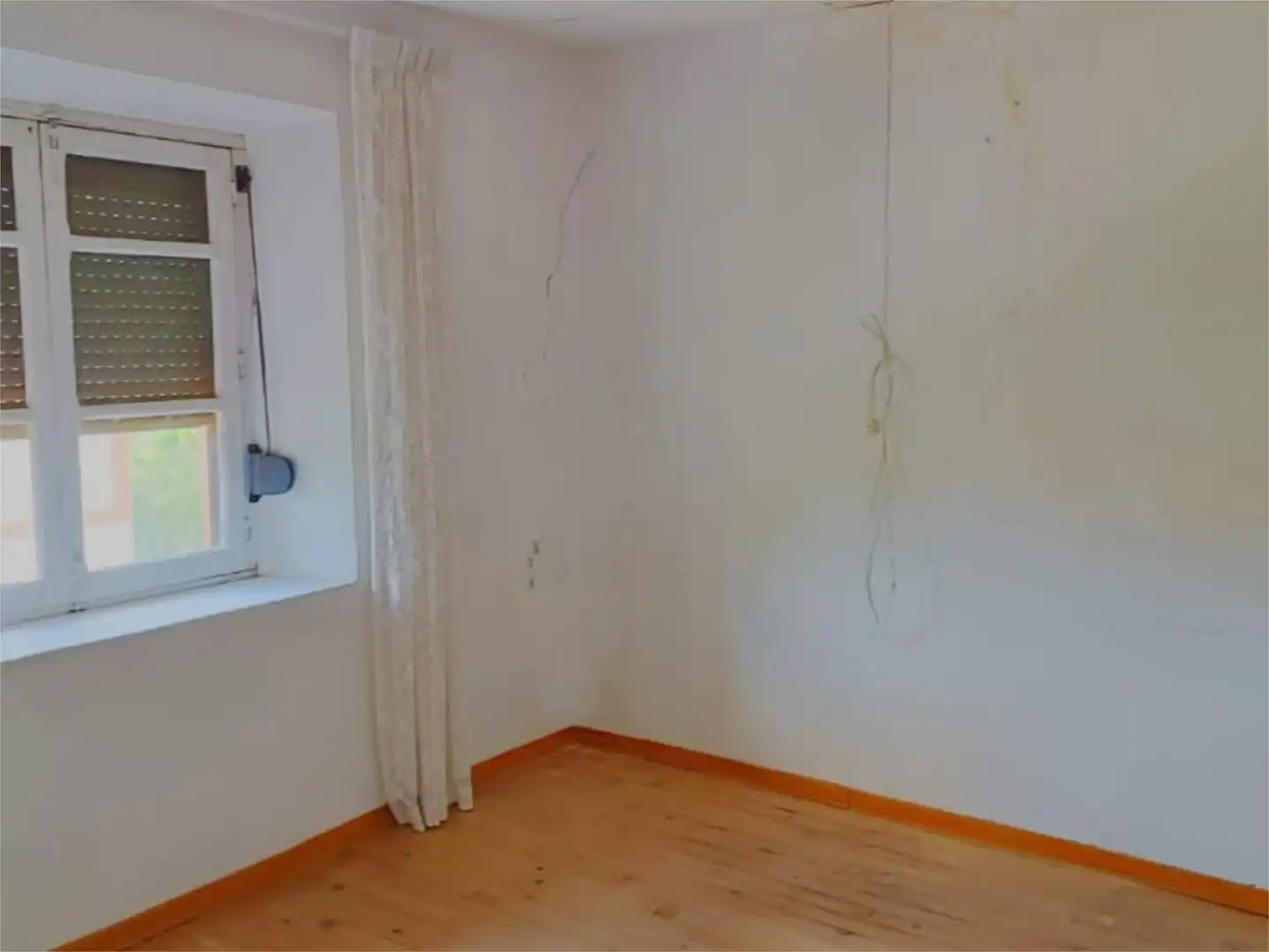 Wohnung zum Verkauf in Calle Alta Ru P, 17, Cervera de Pisuerga Schlafzimmer von Wohnung zum Verkauf in Cervera de Pisuerga mit Heizung, Privatgarten und Parkett