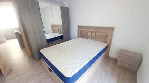 Foto 2 de Piso de alquiler en Carolinas Bajas, Alicante / Alacant