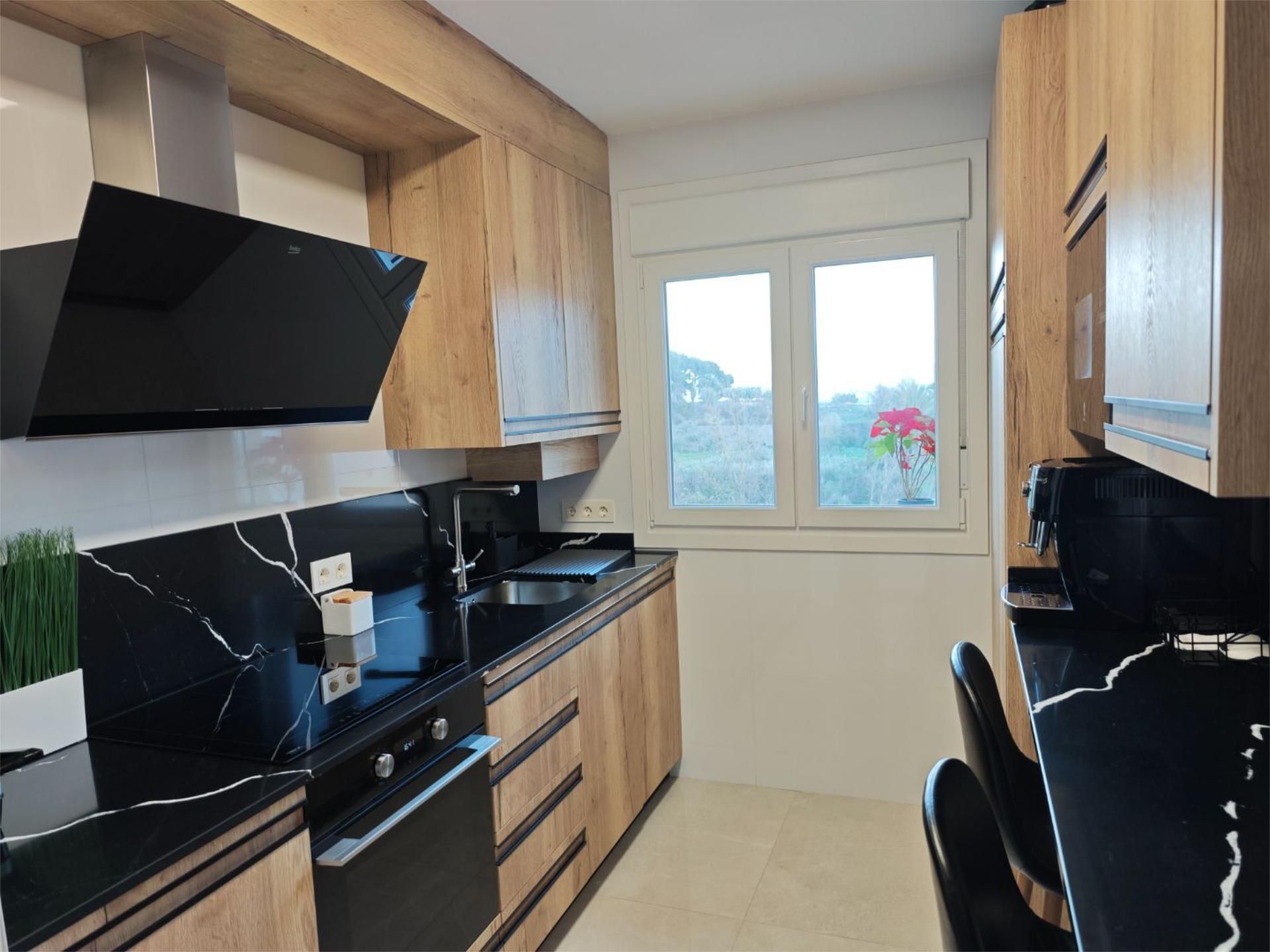 Cuina de Pis en venda en Huércal de Almería amb Aire condicionat i Piscina