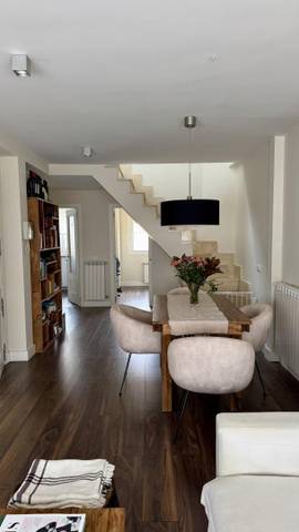 Ático en Alquiler en Calle de Mantuano, 45 en Ciudad Jardín