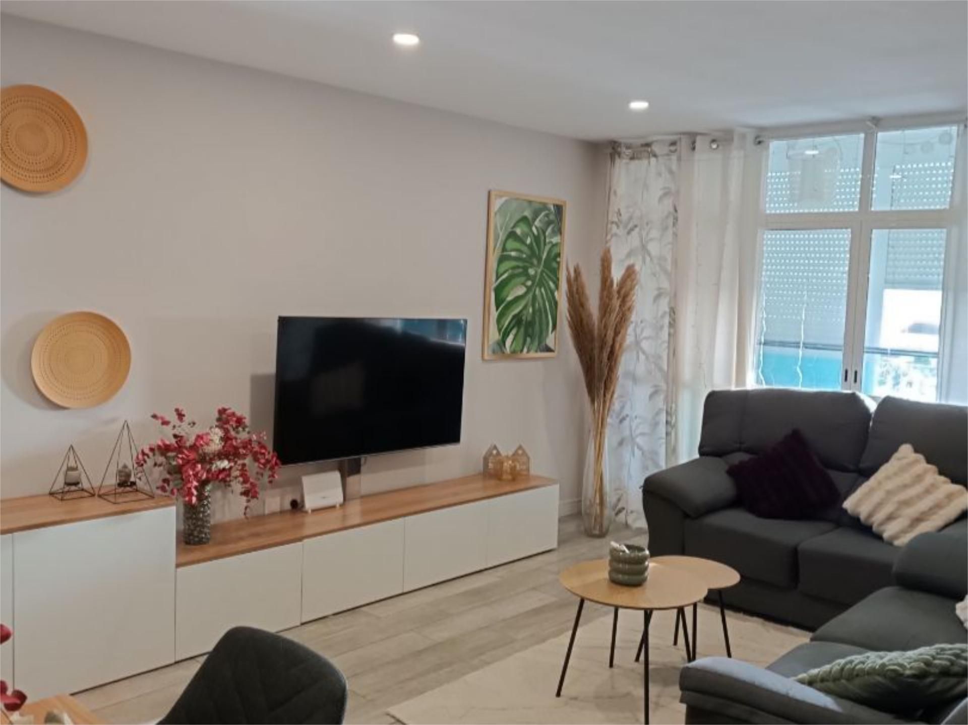 Flat for sale in Calle Mijail Gorbachov, 2, Vista Azul - Consolación Living room of Flat for sale in Dos Hermanas with Air Conditioner and Terrace