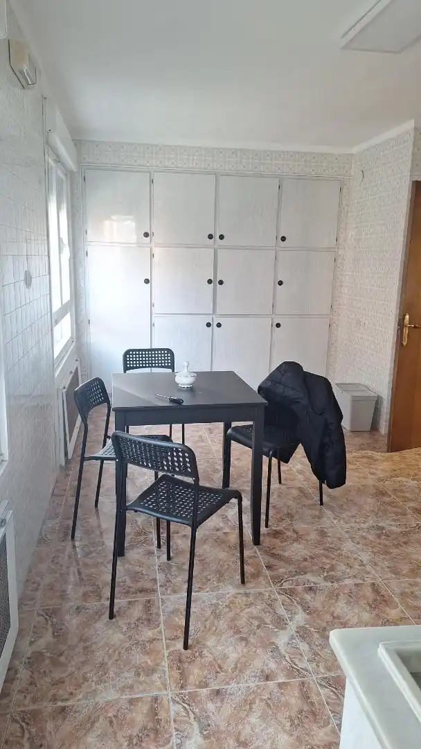 Zimmer in Calle Cipriano Pedrosa, 1, Sama Esszimmer von Wohnung zur untervermieten in Langreo mit Parkett, Terrasse und Abstellraum