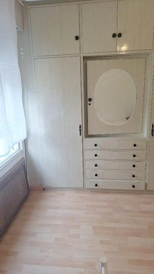 Zimmer in Calle Cipriano Pedrosa, 1, Sama Schlafzimmer von Wohnung zur untervermieten in Langreo mit Parkett, Terrasse und Abstellraum