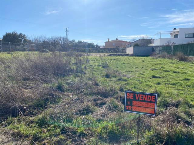 Finca rústica en Venta en Calle Prado del Pozo, 16 en Montesclaros
