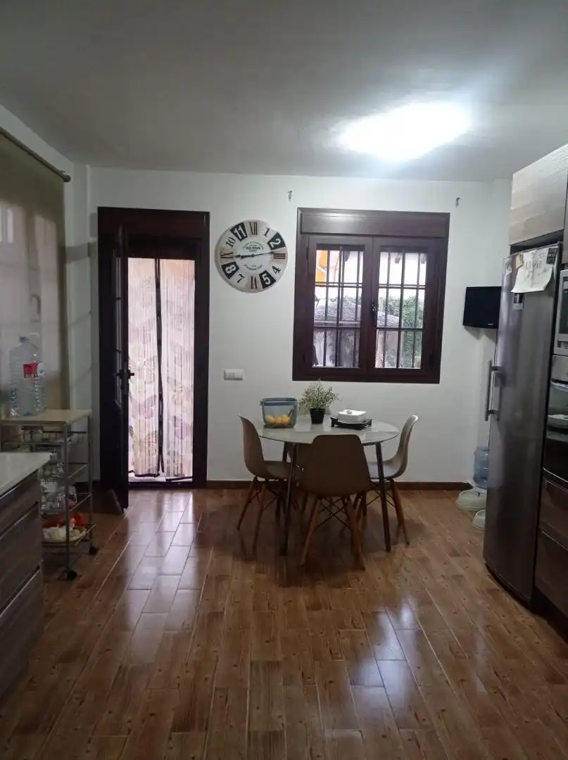 Casa o xalet en venda a Calle Diputado Antonio Fernández Bolaños, 17, Casabermeja Menjador de Casa o xalet en venda en Casabermeja amb Terrassa i Piscina
