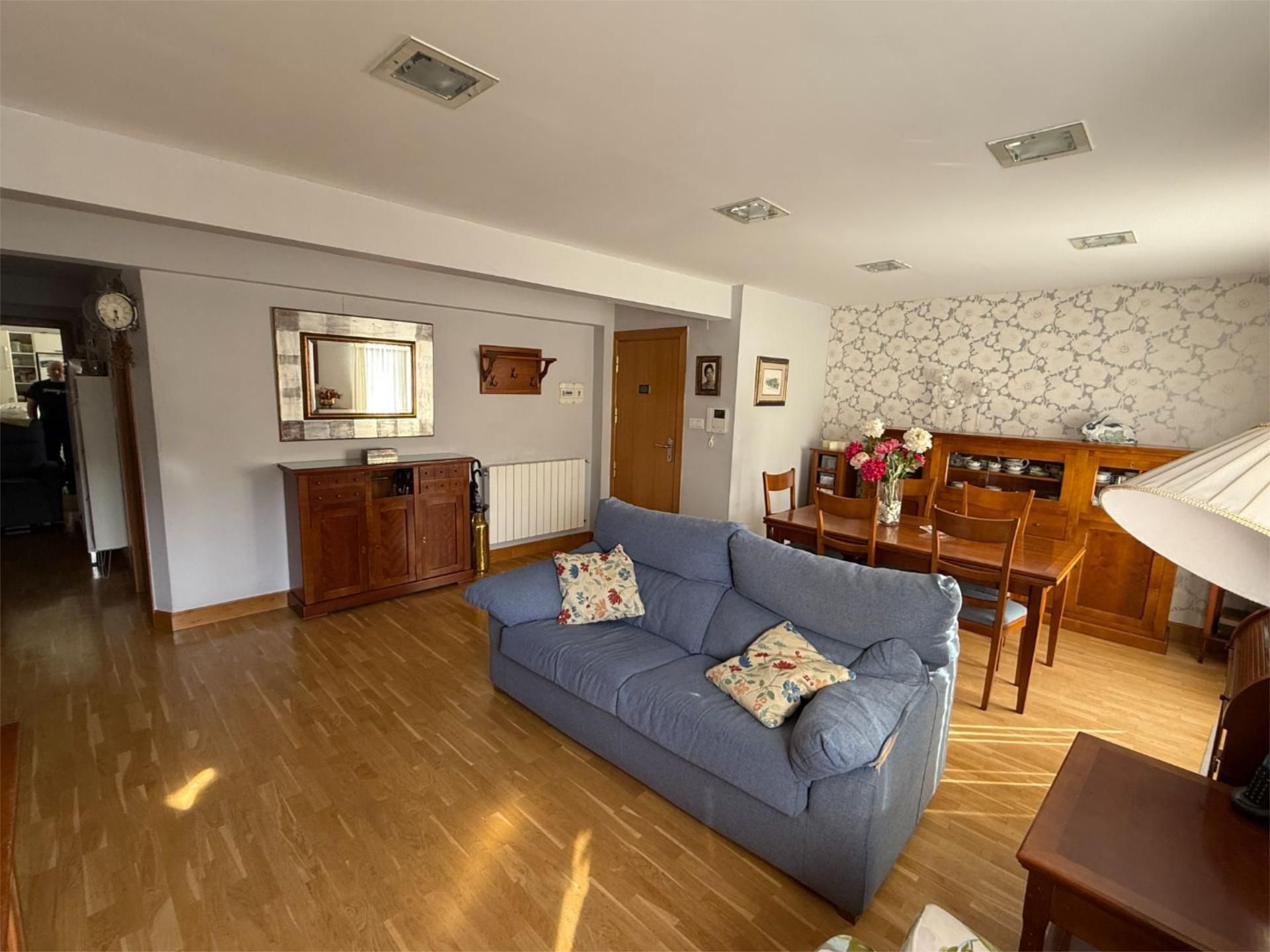 Sala de estar de Piso en venta en Barakaldo  con Balcón