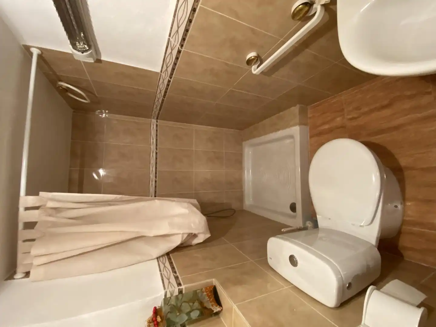 Finca rústica en venta en Calle del Doctor Linares Molina, 7, Albánchez Baño de Finca rústica en venta en Albánchez con Terraza, Trastero y Amueblado