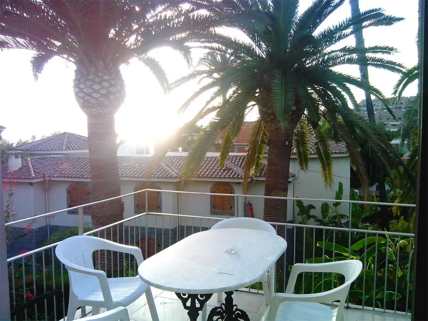 Houses for sale in Avinguda de la Costa Blanca, 48, Cabo de las Huertas Terrace of Houses for sale in Alicante / Alacant with Air Conditioner, Terrace and Balcony