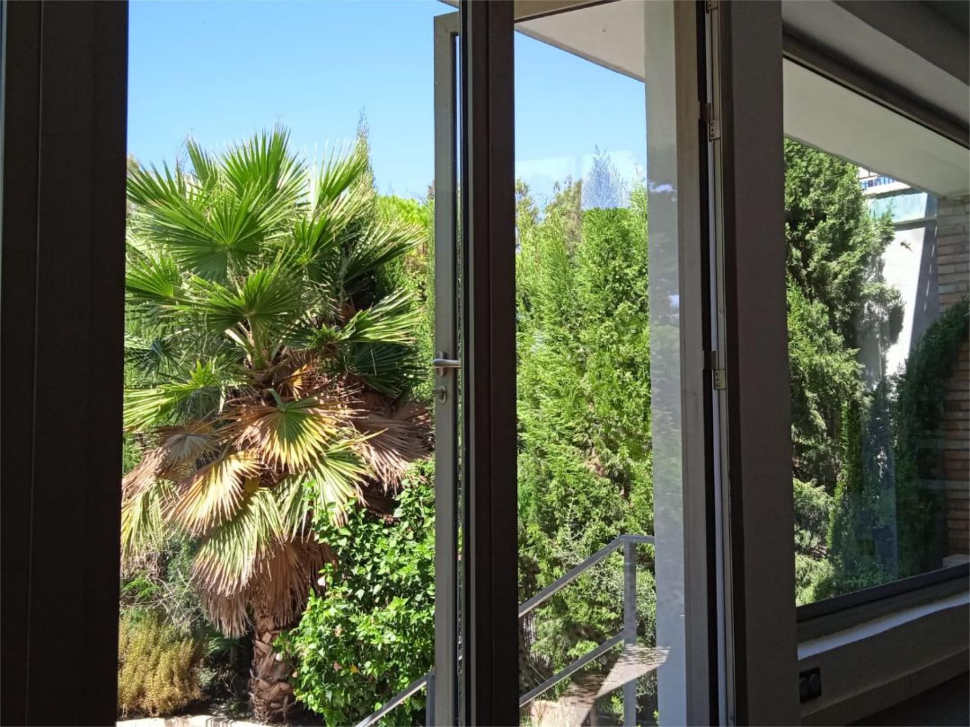 Casa o xalet en venda a Avinguda de la Costa Blanca, 48, Cabo de las Huertas Jardí de Casa o xalet en venda en Alicante / Alacant amb Aire condicionat, Terrassa i Balcó