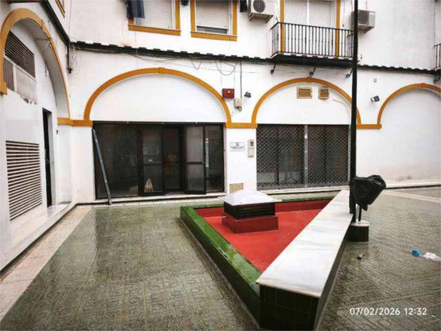 Local comercial en Alquiler en Mairena del Alcor