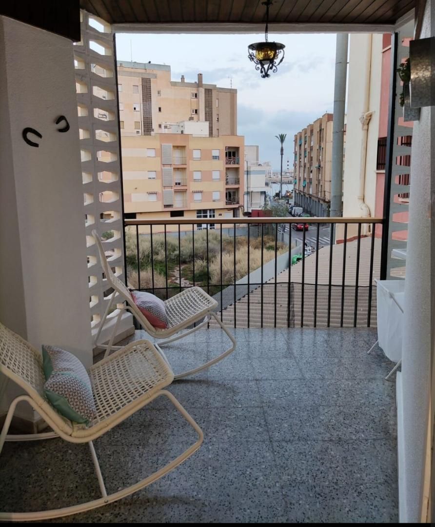 Terrassa de Pis de lloguer en Águilas amb Calefacció, Terrassa i Moblat