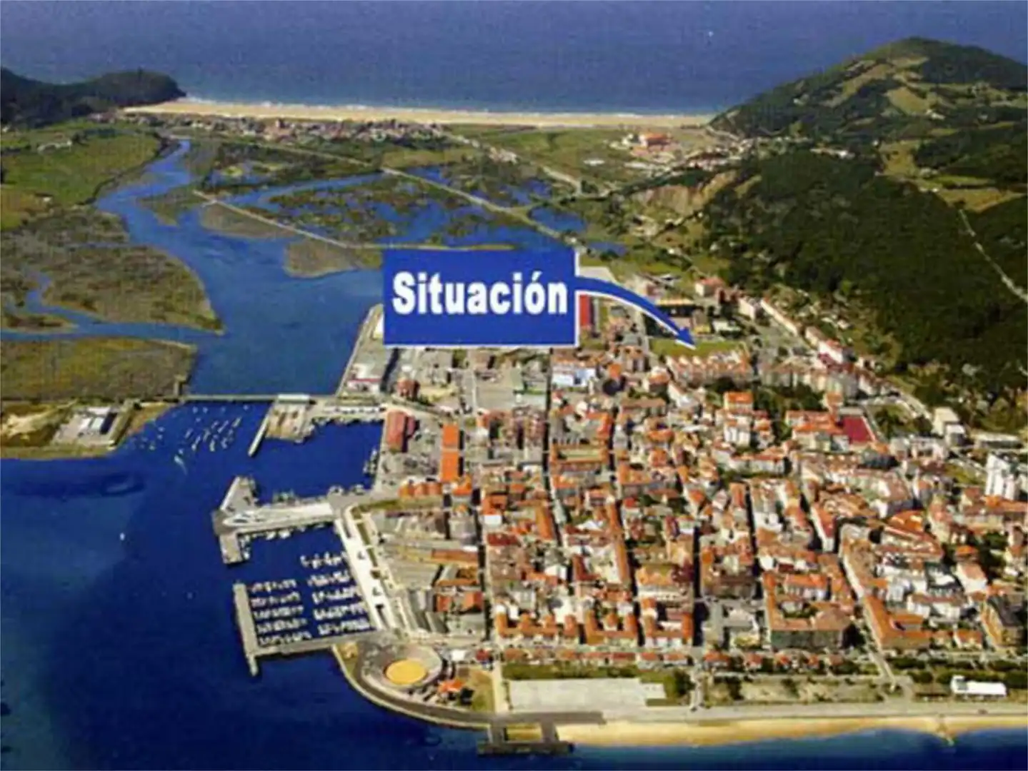 Ático de alquiler en Calle Sor María del Carmen, 2, Santoña Vista exterior de Ático de alquiler en Santoña con Terraza