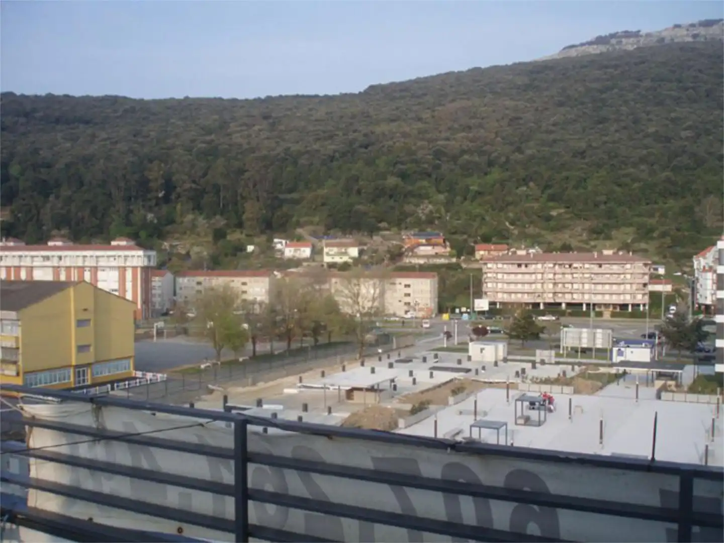 Ático de alquiler en Calle Sor María del Carmen, 2, Santoña Vista exterior de Ático de alquiler en Santoña con Terraza