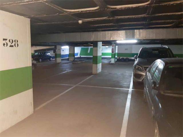 Garaje en Alquiler en Argüelles