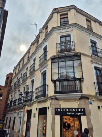 Piso en Venta en Casco Antiguo