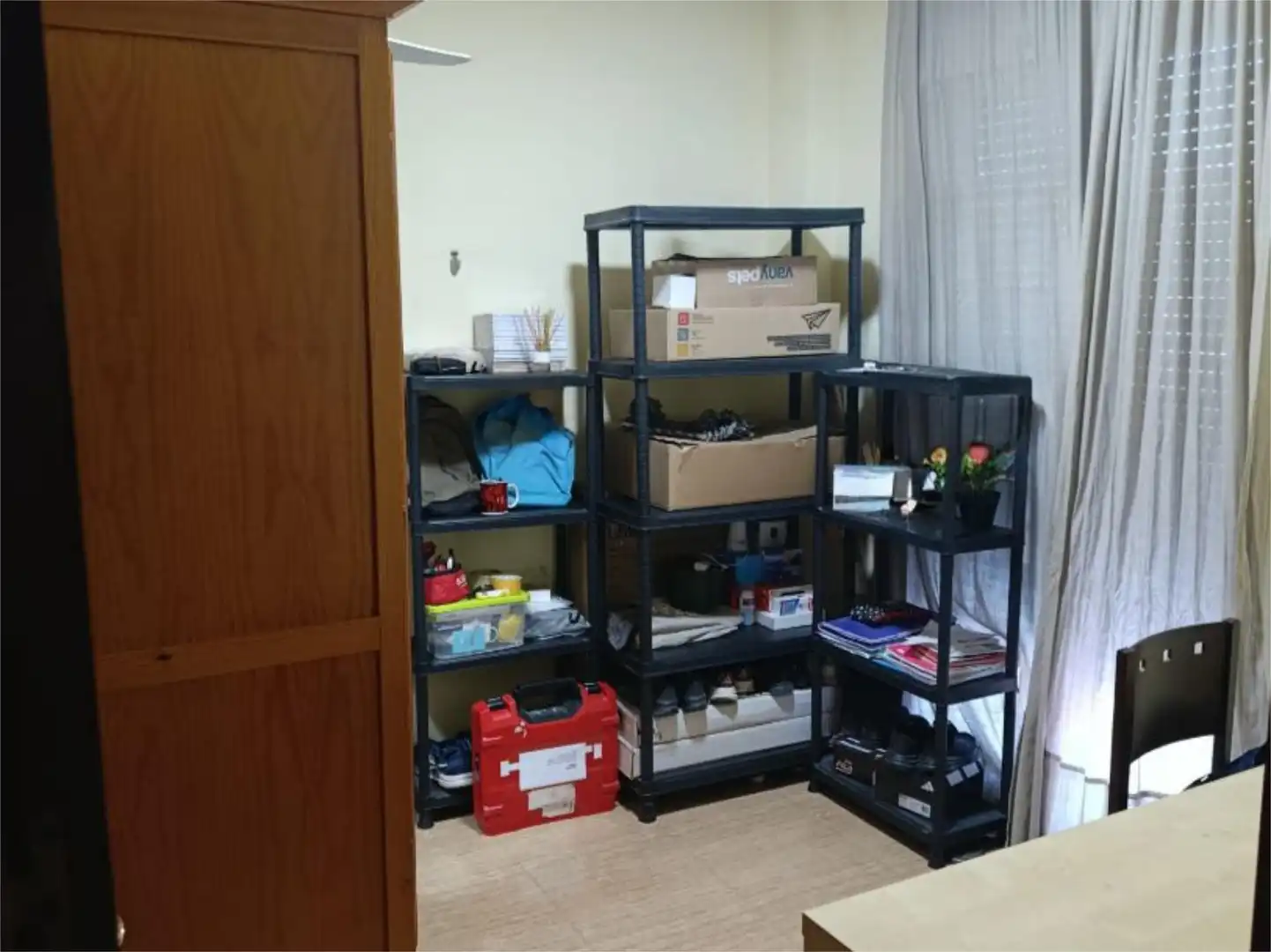 Piso en venta en Calle Teruel, 142, Piedras Redondas - Torrecárdenas Piso en venta en Almería con Aire acondicionado, Terraza y Amueblado