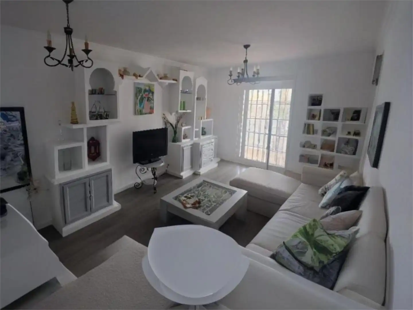 Apartamento en venta en Calle Carril de Contreras, 27, Parque de la Paloma Sala de estar de Apartamento en venta en Benalmádena con Aire acondicionado, Terraza y Piscina
