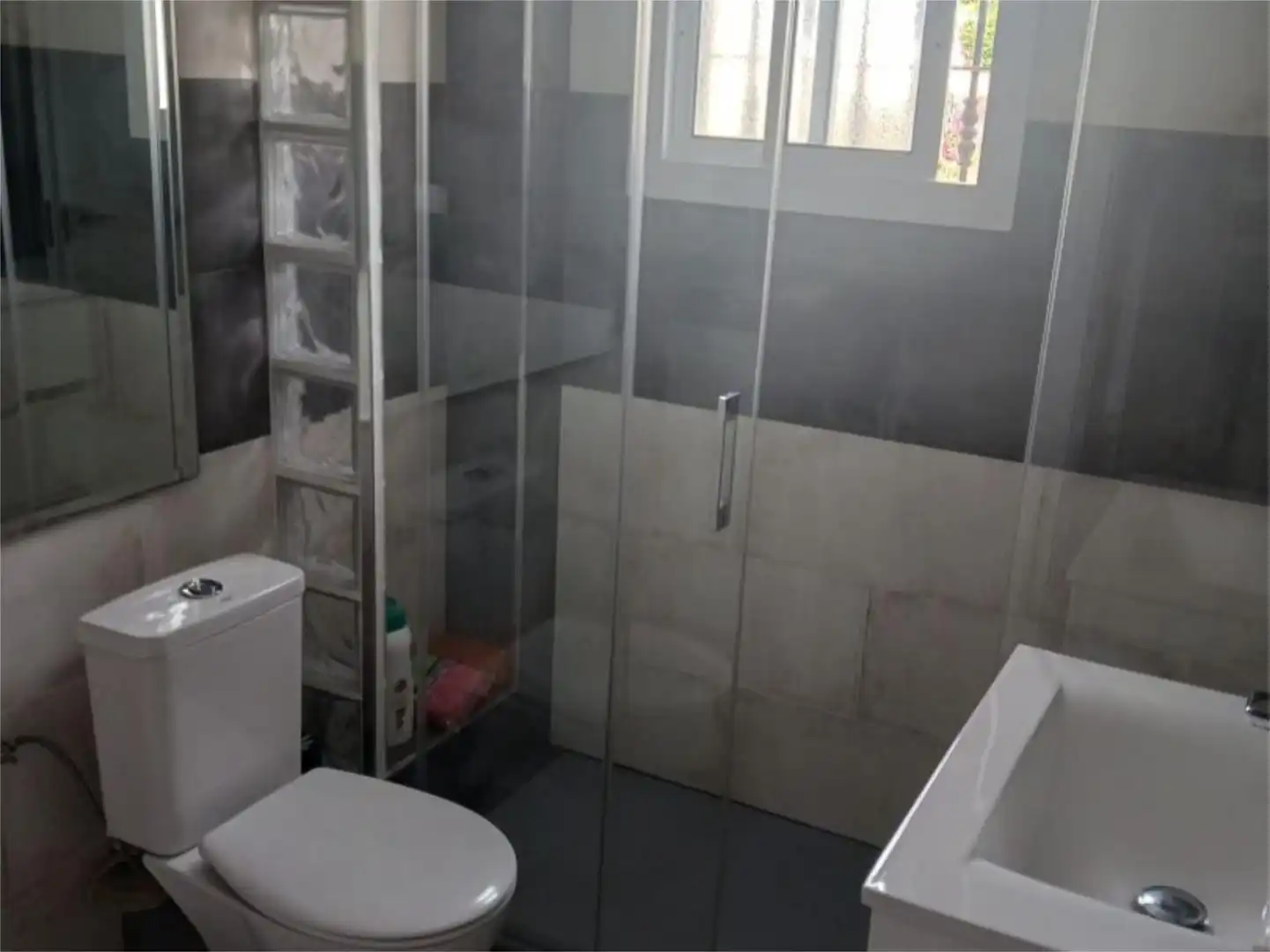 Apartamento en venta en Calle Carril de Contreras, 27, Parque de la Paloma Baño de Apartamento en venta en Benalmádena con Aire acondicionado, Terraza y Piscina