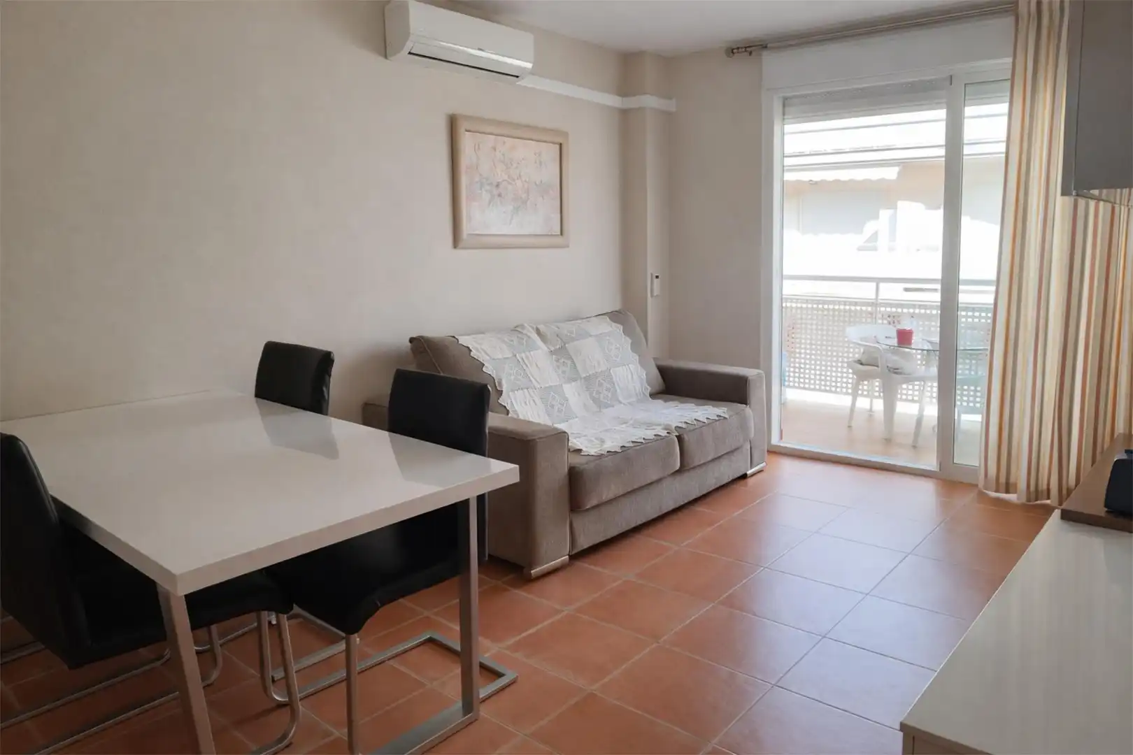 Wohnung zum Verkauf in V-01, 33, Almenara Wohnzimmer von Wohnung zum Verkauf in Almenara mit Klimaanlage, Terrasse und Schwimmbad