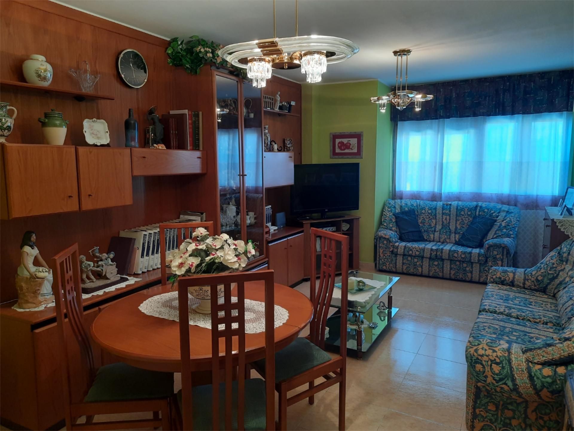 Living room of Flat for sale in La Almunia de Doña Godina   with Air Conditioner and Balcony
