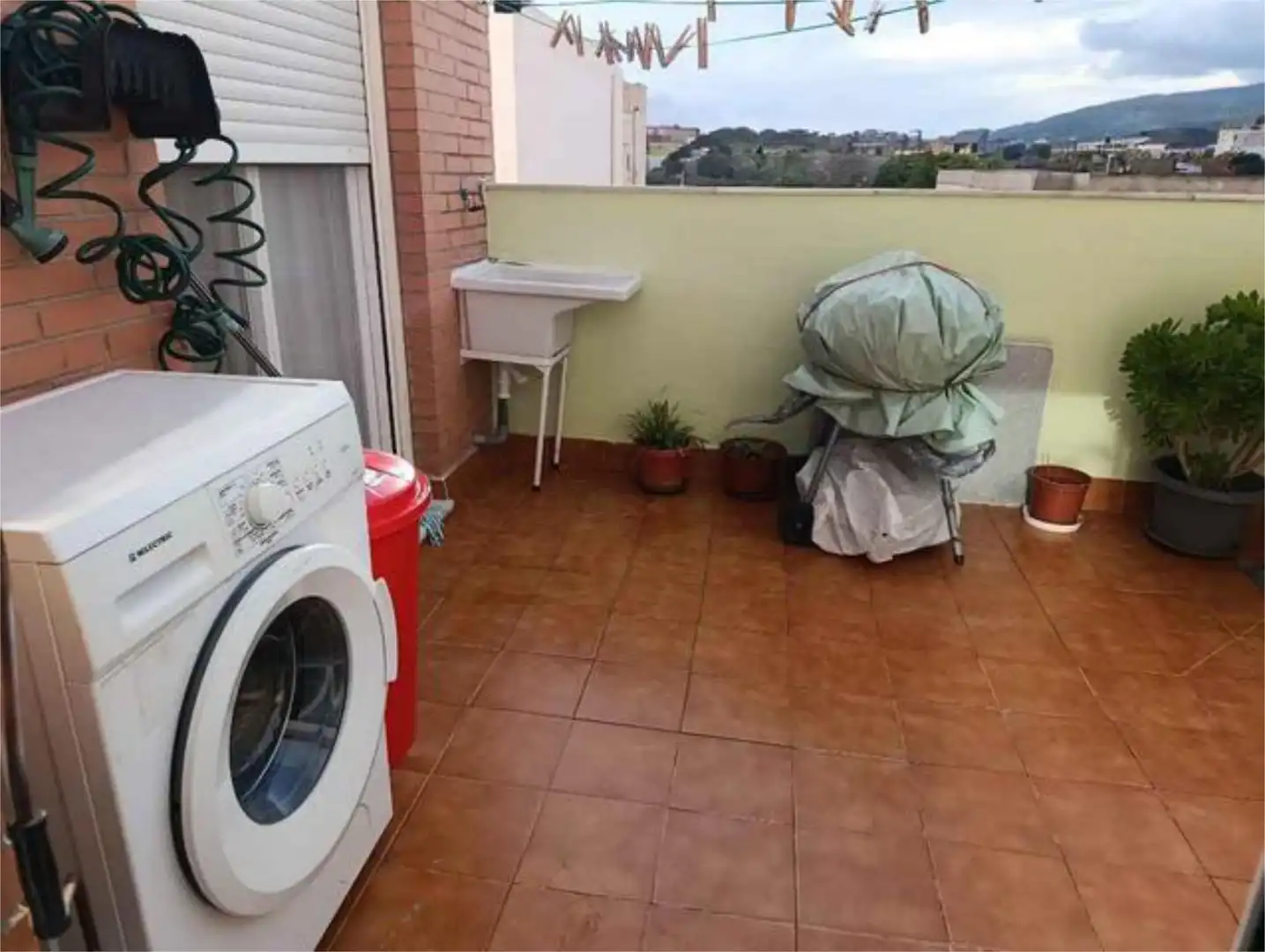 Ático en venta en Piedras Redondas - Torrecárdenas Terraza de Ático en venta en Almería con Terraza y Amueblado