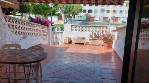 Foto 3 de Casa adosada en venta en Heliópolis, Benicasim / Benicàssim