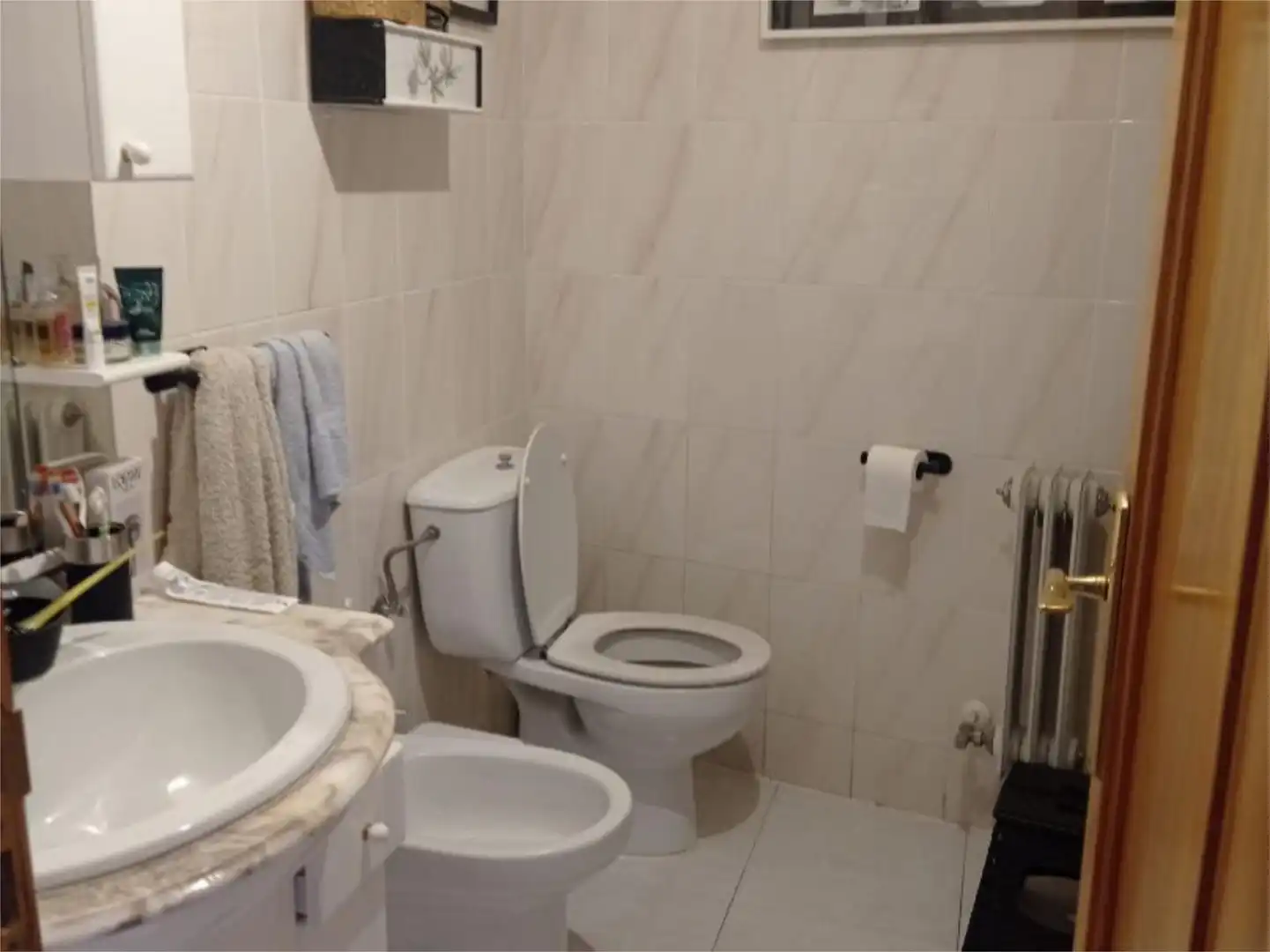 Wohnung zum Verkauf in Camino Viejo, 28, La Lastrilla Badezimmer von Wohnung zum Verkauf in La Lastrilla mit Terrasse