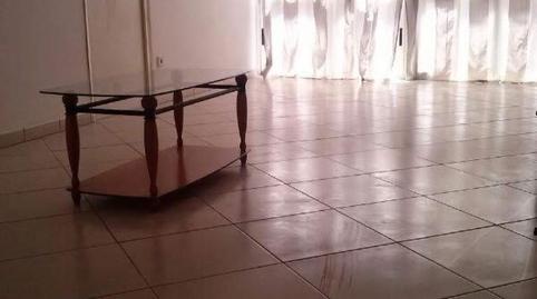 Foto 4 de Piso en venta en Carrer de Les Quetgles, 3, Casc Antic - Nou Cambrils, Cambrils