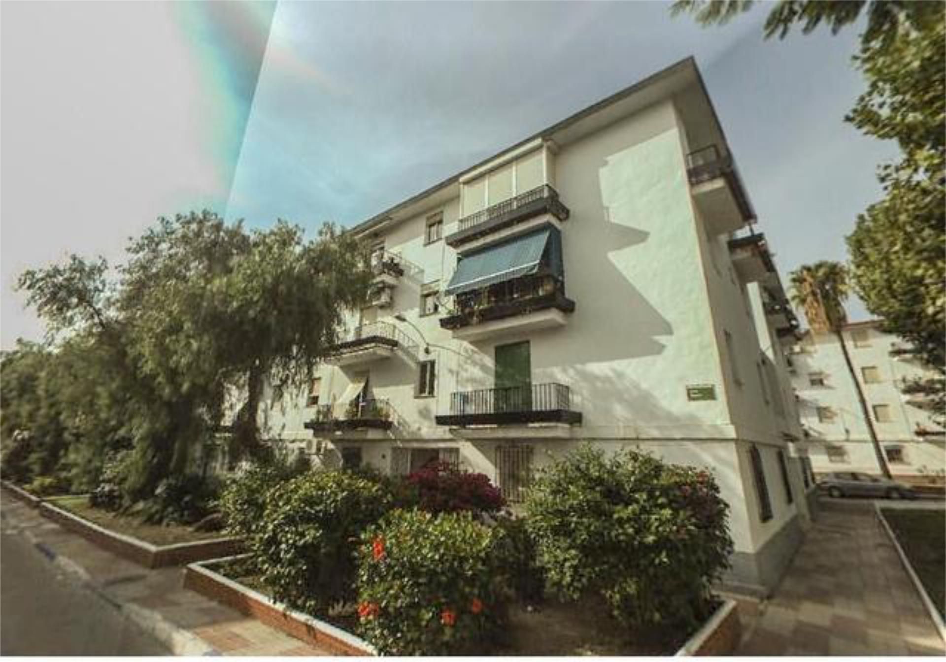 Apartament en venda a Rodeo Alto - Guadaiza - La Campana Vista exterior de Apartament en venda en Marbella amb Terrassa