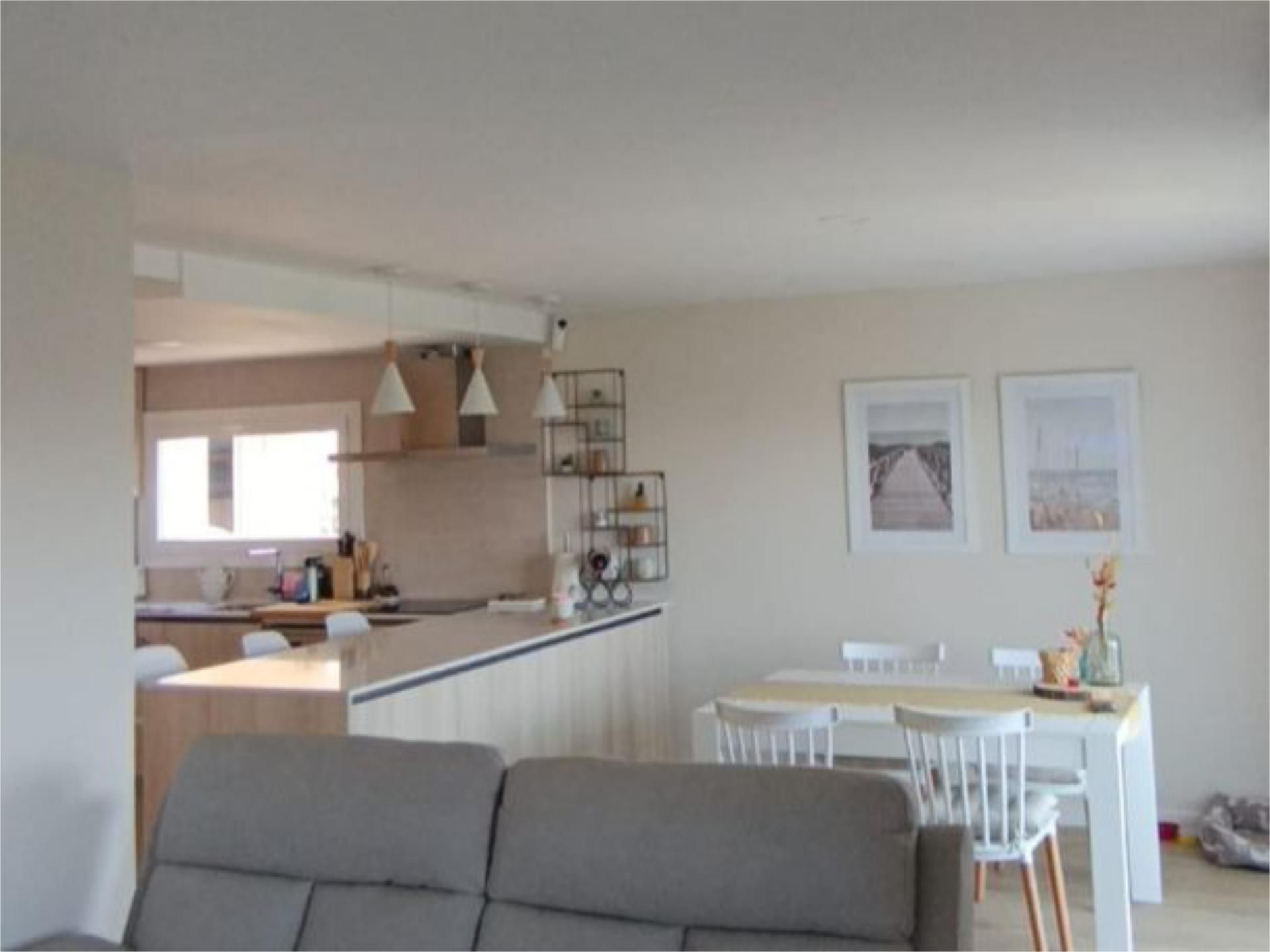 Menjador de Pis en venda en Castell d'Aro, Platja d'Aro i s'Agaró amb Aire condicionat, Terrassa i Balcó