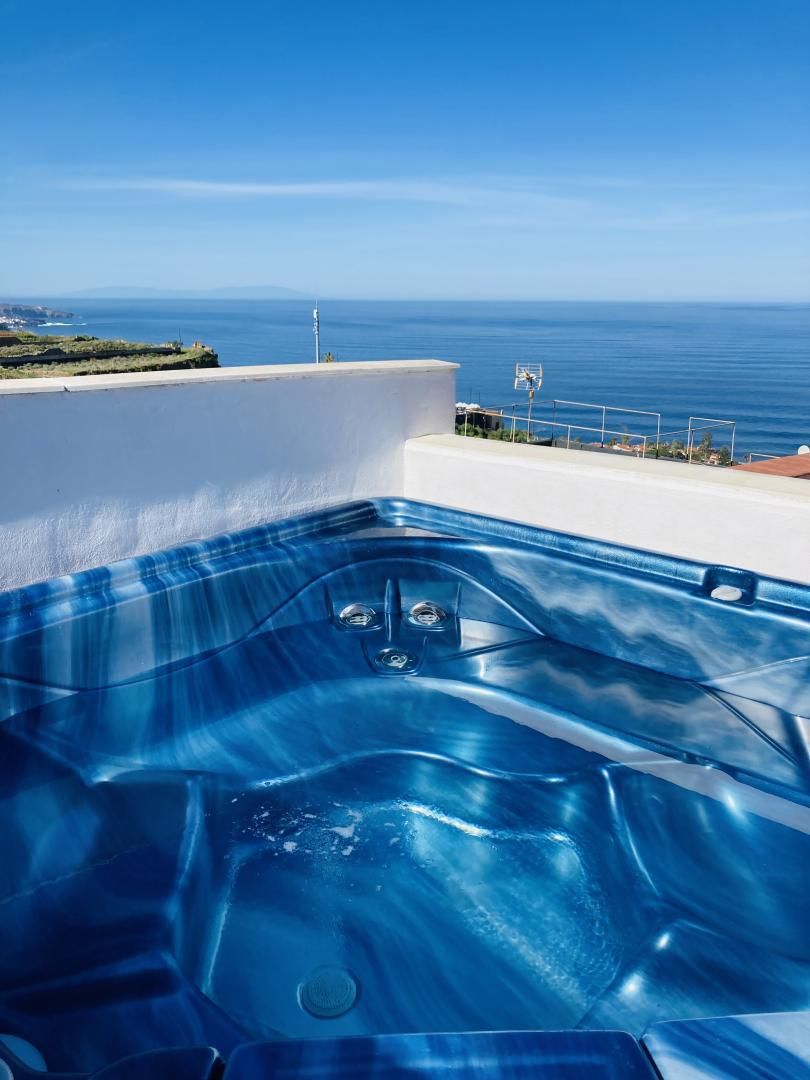 Swimming pool of Single-family semi-detached for sale in Los Realejos  with Private garden, Parquet flooring and Terrace