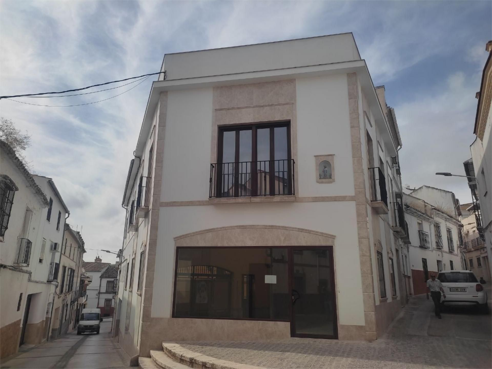 Casa adosada en venda a Calle Felipe IV, Montilla Vista exterior de Casa adosada en venda en Montilla amb Terrassa, Traster i Balcó