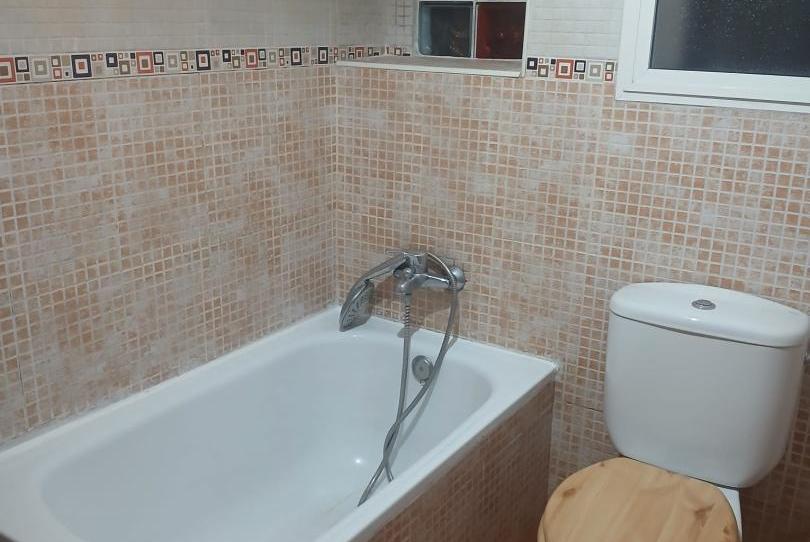 Pis en venda a Calle Virgen de la Esperanza, 29, Carranque - Haza Cuevas, Málaga Capital - imatge 1 Foto 1 de Pis en venda a Calle Virgen de la Esperanza, 29, Carranque - Haza Cuevas, Málaga Capital