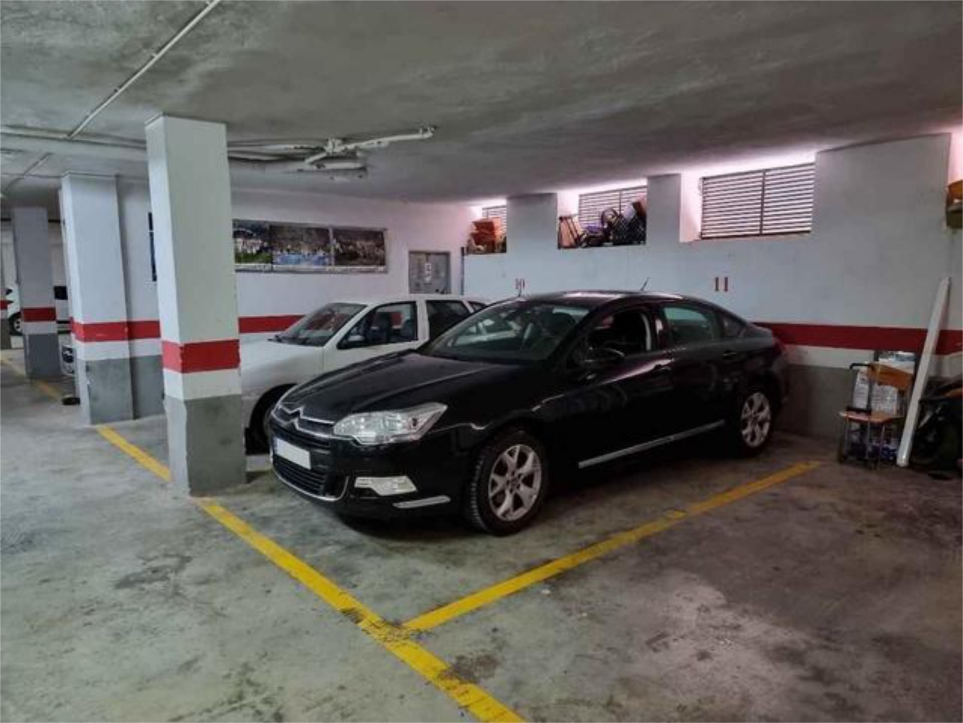Parking of Garage to rent in Atarfe