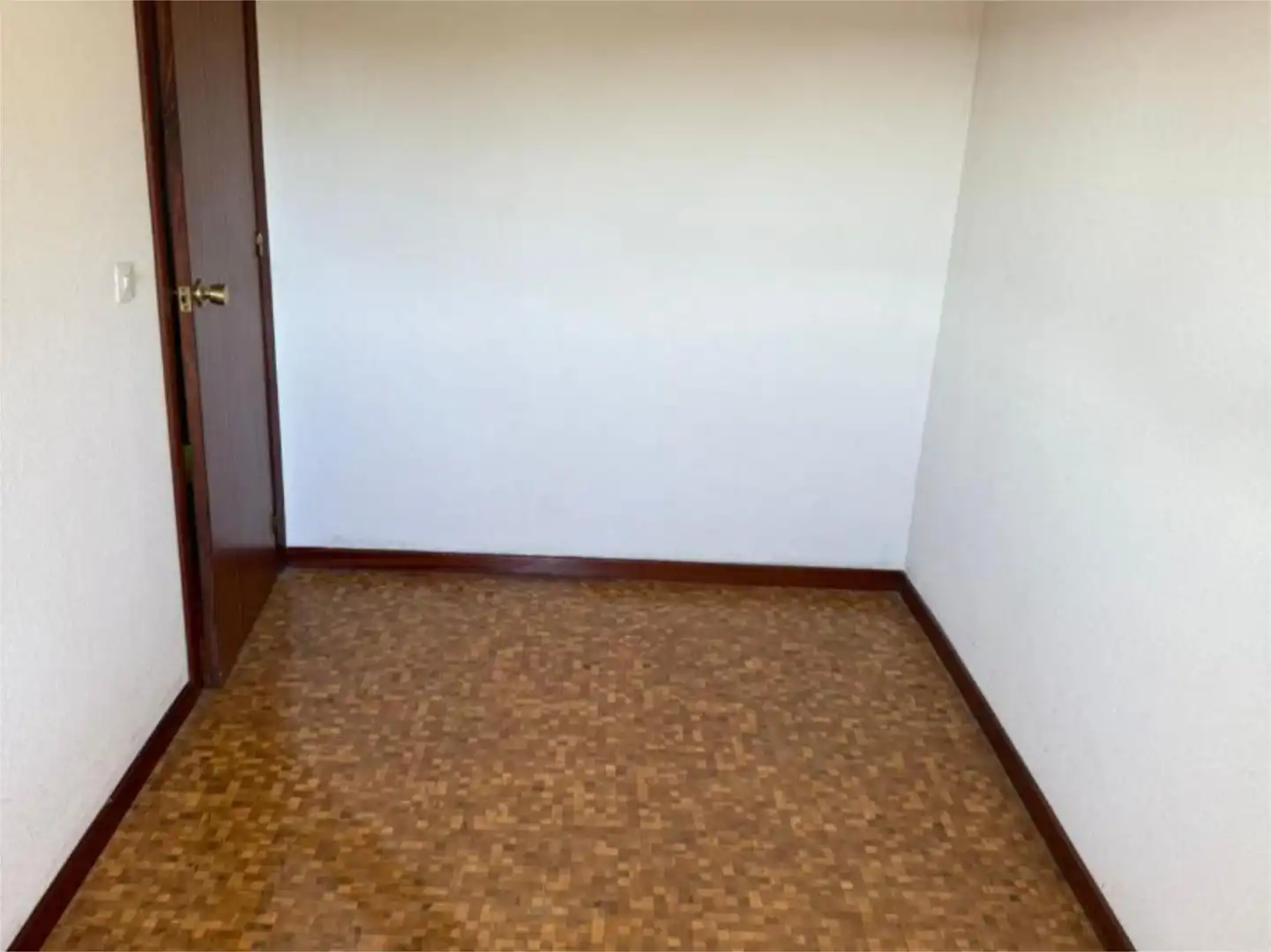 Schlafzimmer von Einfamilien-Reihenhaus zum Verkauf in Palacios de Goda mit Privatgarten