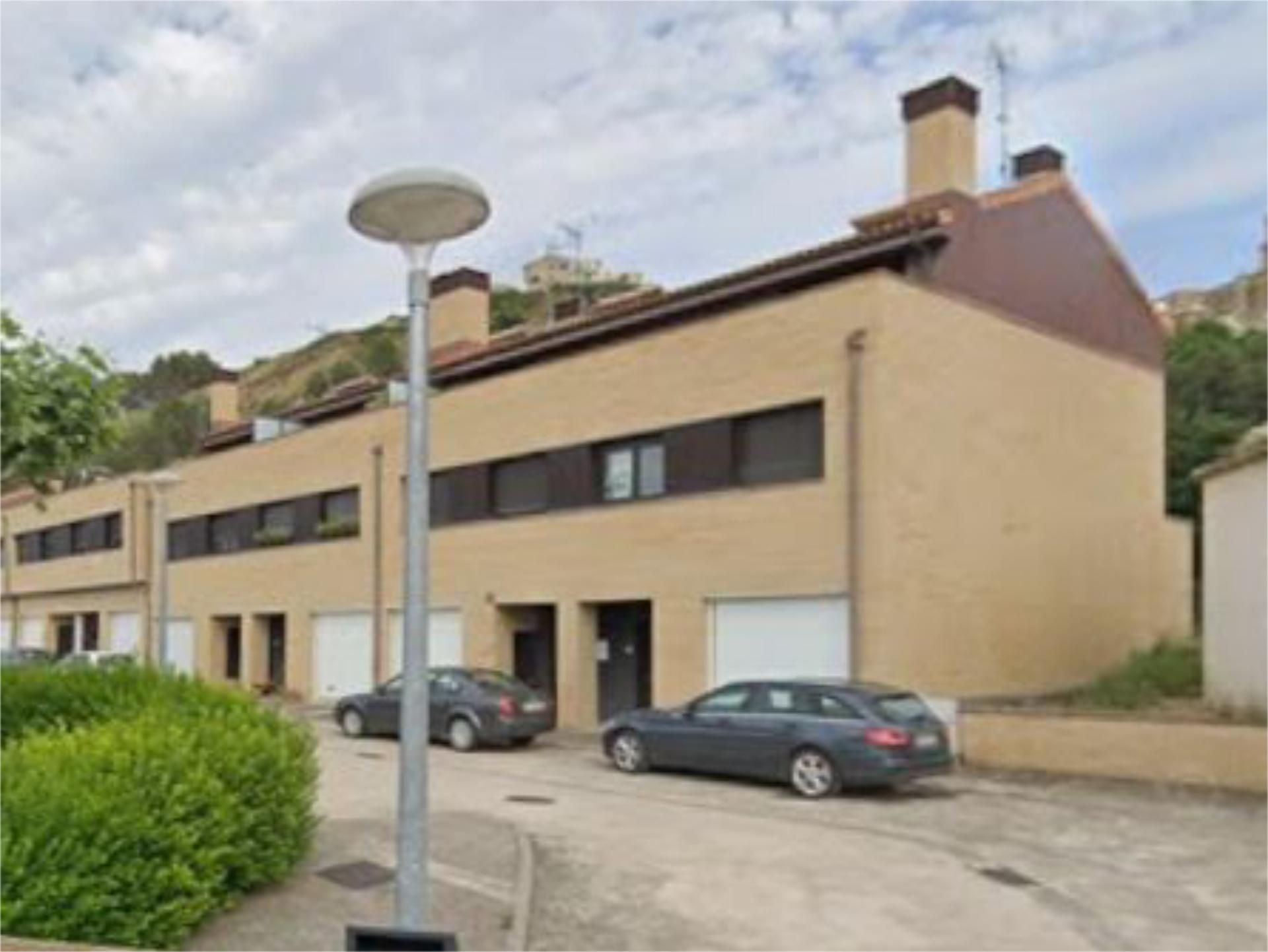 Vista exterior de Casa adosada en venda en Lerín amb Calefacció, Jardí privat i Parquet