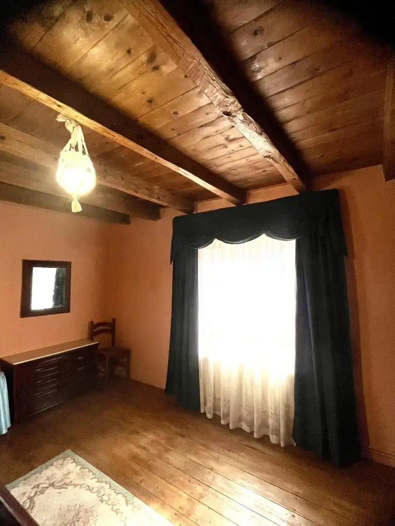 Casa o xalet en venda a Calle las Escuelas, 1, Alar del Rey Dormitori de Casa o xalet en venda en Alar del Rey