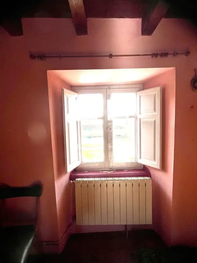 Casa o xalet en venda a Calle las Escuelas, 1, Alar del Rey Dormitori de Casa o xalet en venda en Alar del Rey