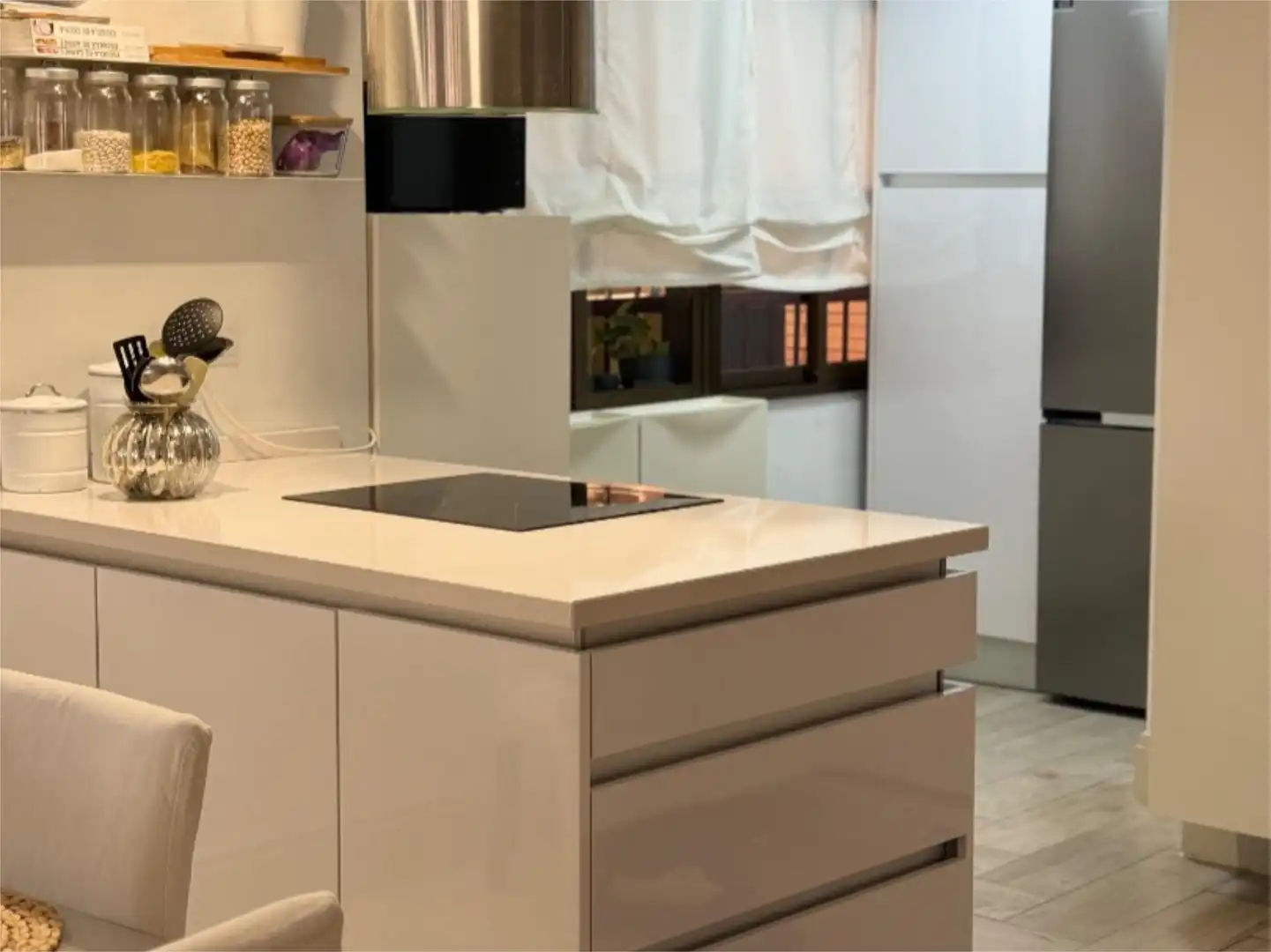 Flat for sale in Calle Salvador Dalí, 10, Parque Atlántico- San Matías Kitchen of Flat for sale in Sevilla Capital with Air Conditioner, Swimming Pool and Balcony