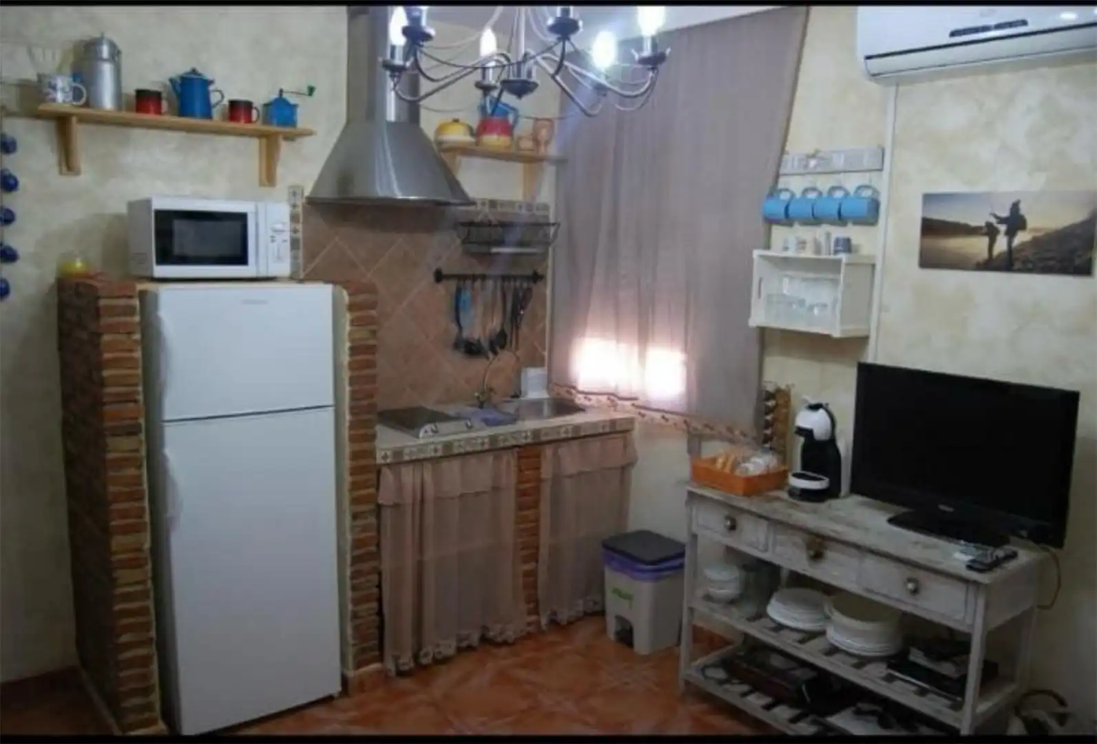 Cuina de Casa adosada en venda en Alía amb Aire condicionat, Calefacció i Moblat