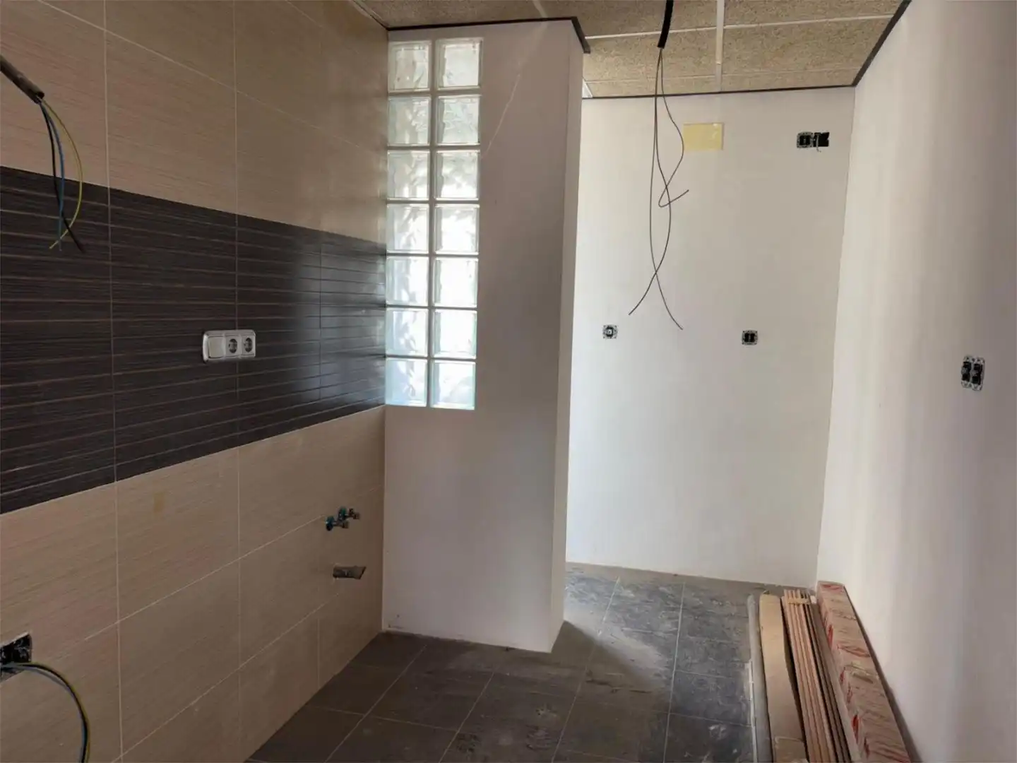 Piso en venta en Avenida de los Mártires, 38, Mula Baño de Piso en venta en Mula con Aire acondicionado, Calefacción y Balcón