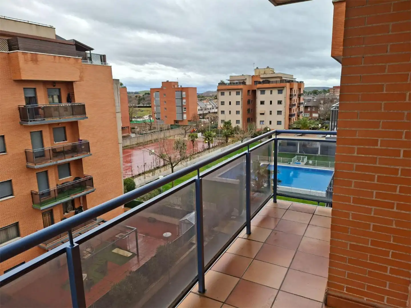 Piso en venta en Calle Diego de Mazariegos, 10, Nuevo Hospital Piscina de Piso en venta en Ciudad Real con Calefacción, Parquet y Terraza