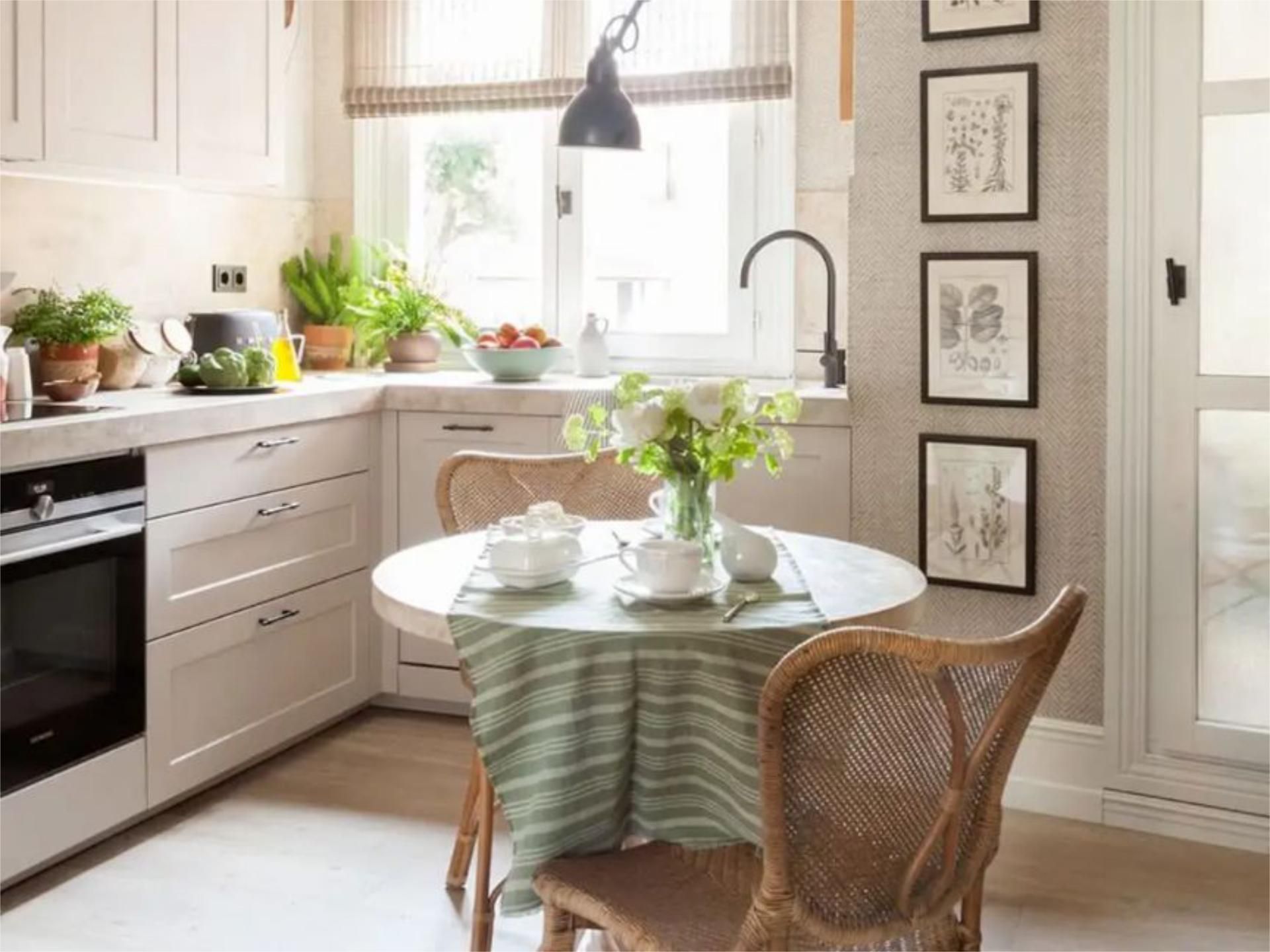 Kitchen of Flat for sale in Málaga Capital  with Air Conditioner, Heating and Furnished